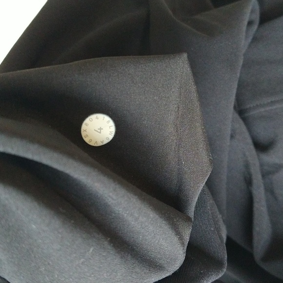 🍋 Lululemon Capris, size 4 - Picture 5 of 6